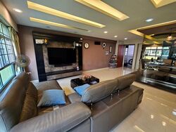 Blk 426A Floral Spring @ Yishun (Yishun), HDB 5 Rooms #464150401